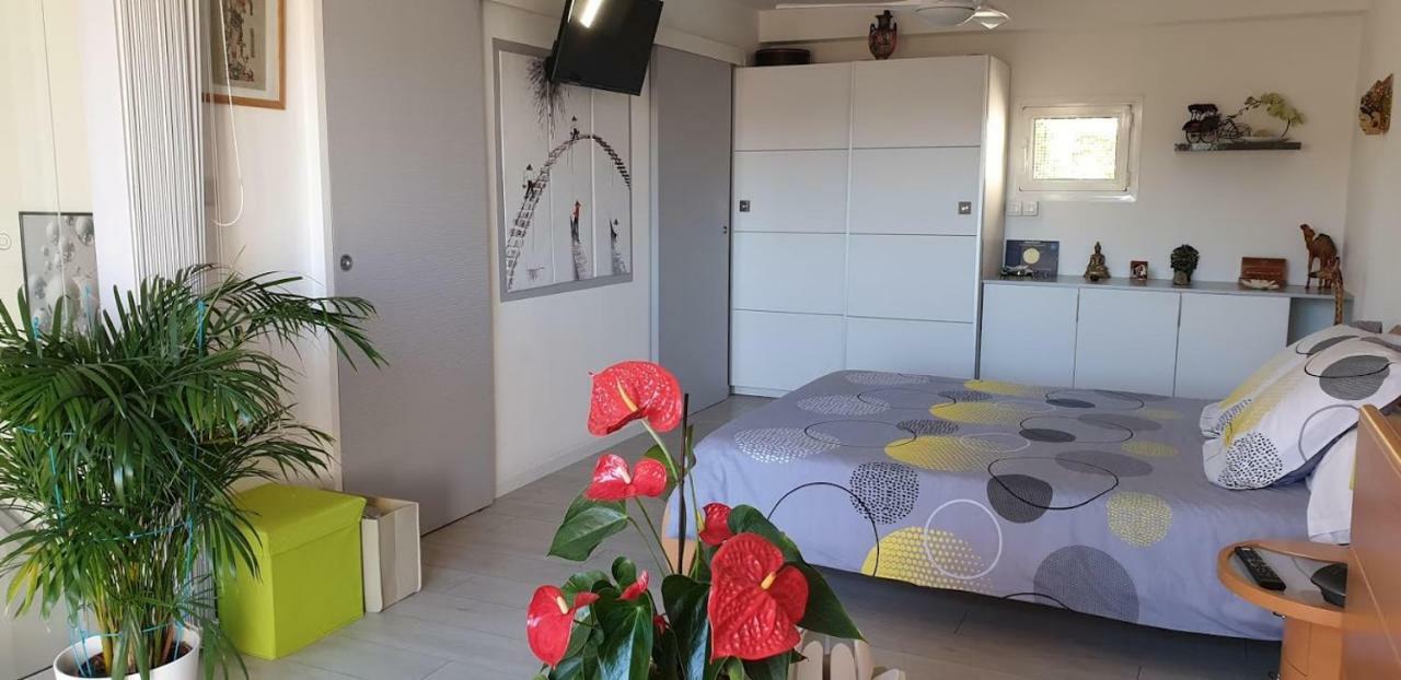 Chambres D'Hotes Chez Pat Et Nanou Six-Fours-les-Plages Exterior foto